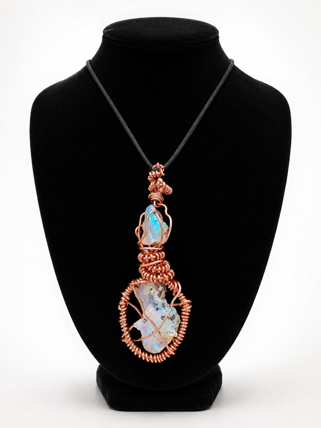 The Living Mirror — Aligned Monologue Opal Talisman